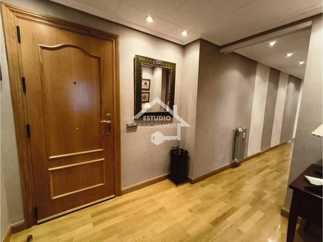 Piso con terraza en venta en Calle Belchite, imagen 39