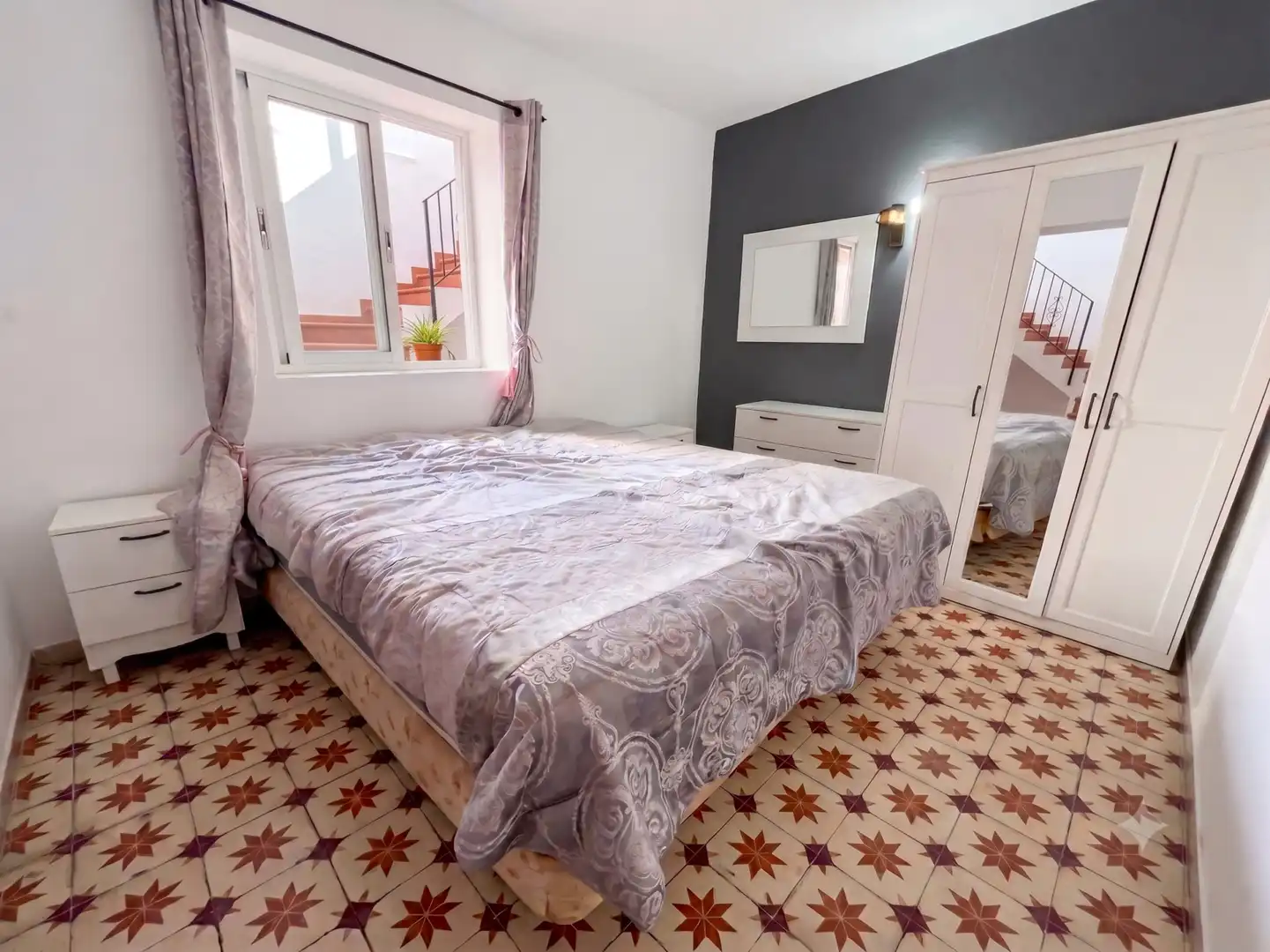 Dormitori de Casa adosada en venda en Mijas amb Jardí privat, Terrassa i Moblat