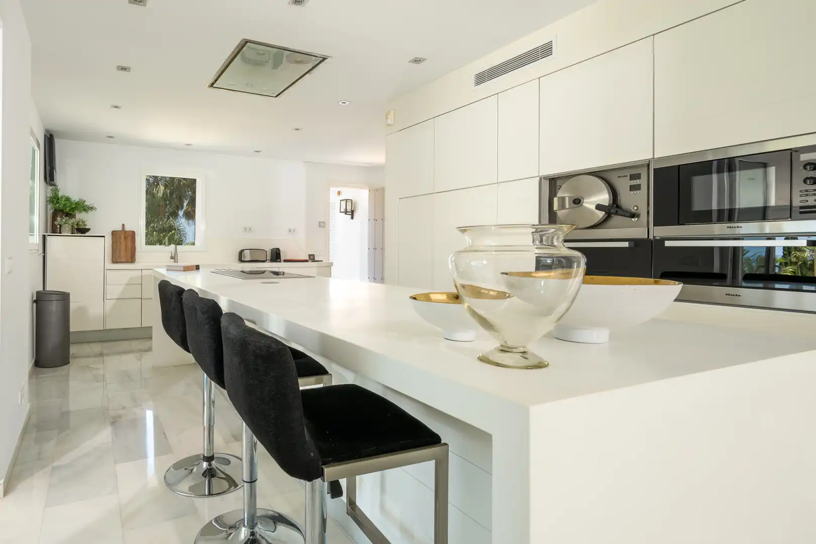 Küche von Haus oder Chalet zum Verkauf in Marbella mit Klimaanlage, Privatgarten und Terrasse