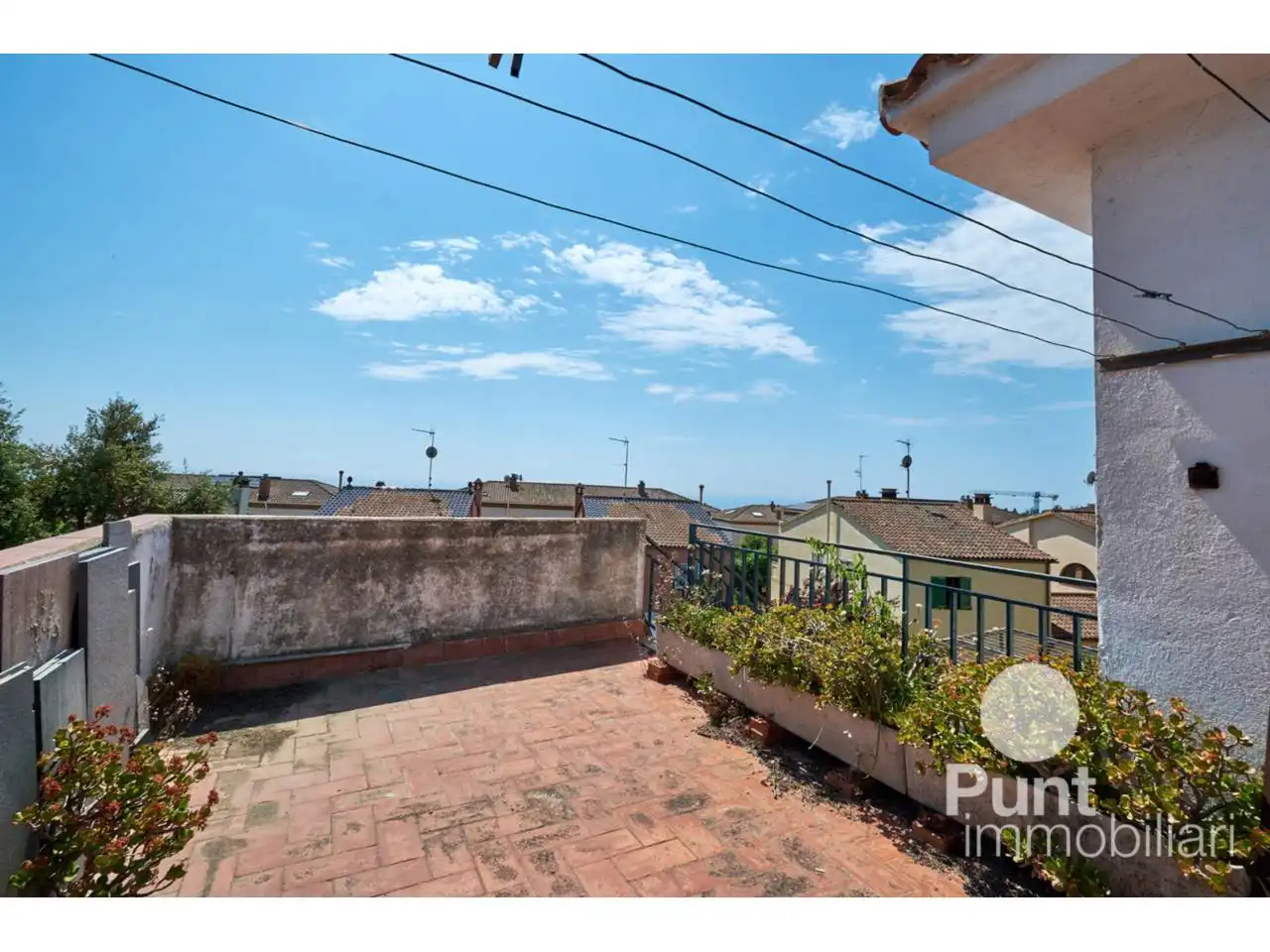 Vista exterior de Casa o xalet en venda en Premià de Dalt amb Piscina