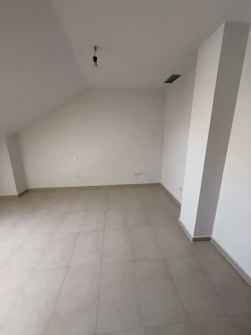 Flat for sale in Valdemoro  with Air Conditioner and Balcony