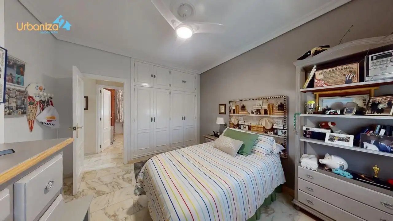Habitación de Casa o chalet en venta en Badajoz con Aire acondicionado, Jardín privado y Terraza