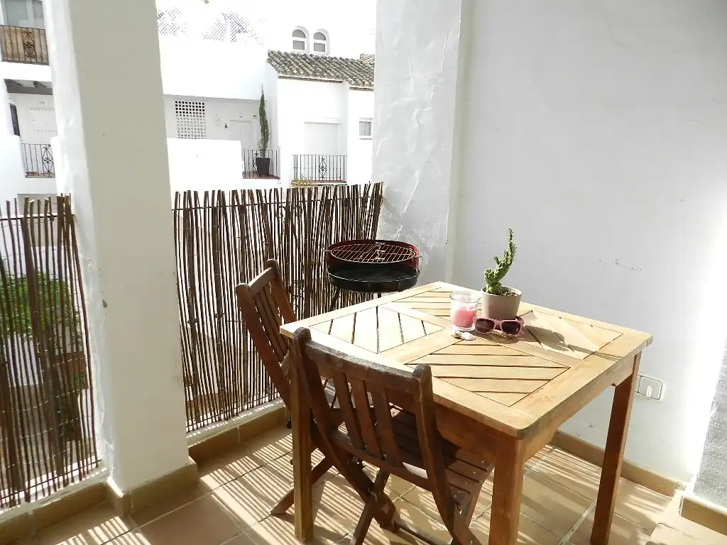 Terrasse von Wohnung zum Verkauf in Manilva mit Klimaanlage, Terrasse und Möbliert