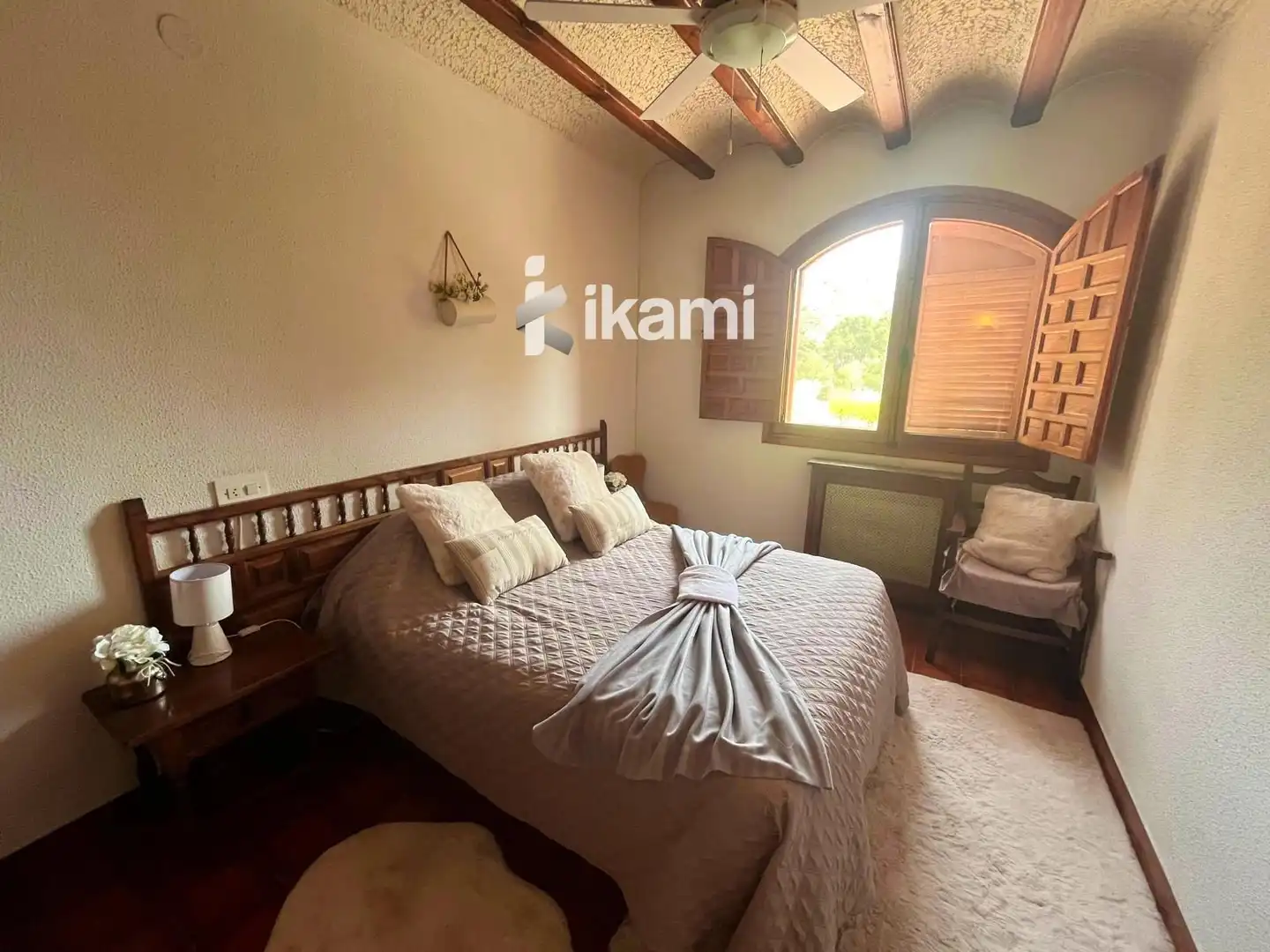 Habitación de Casa o chalet en venta en Elda con Calefacción, Trastero y Piscina