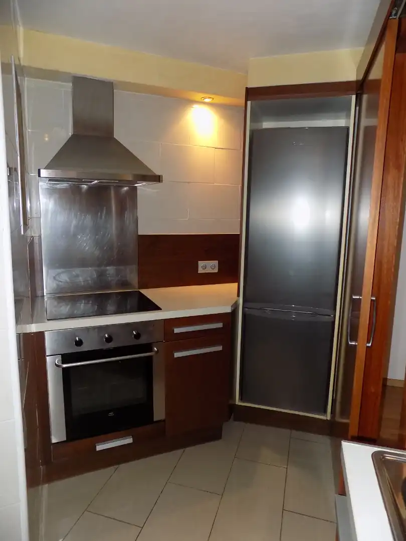 Estudio de alquiler en Carrer de Ramon Rocafull, El Carmel