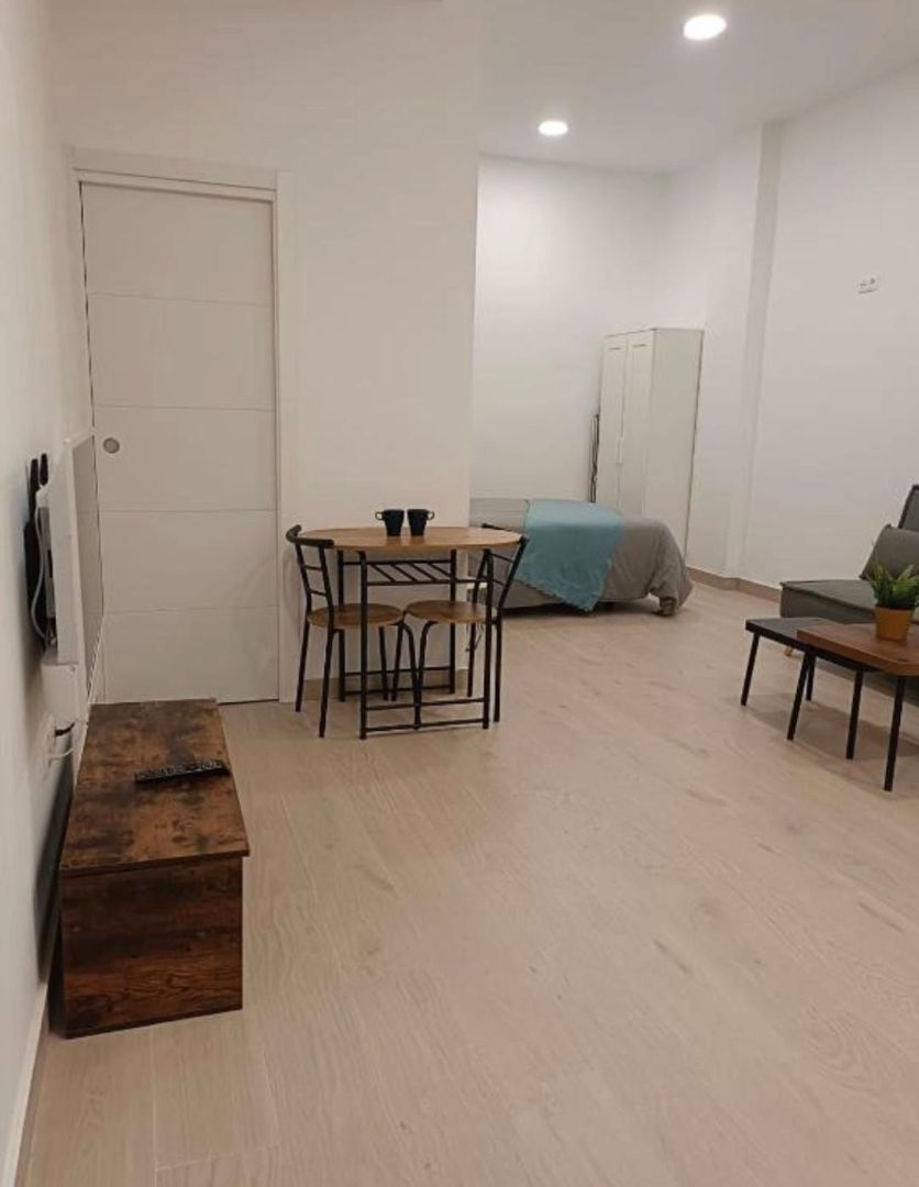 Dormitori de Estudi de lloguer en Málaga Capital amb Moblat
