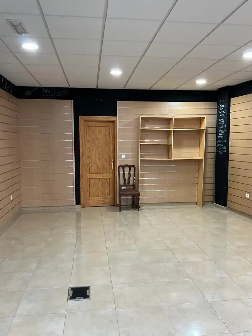 Local comercial de lloguer a Motril  ciudad, imagen 4