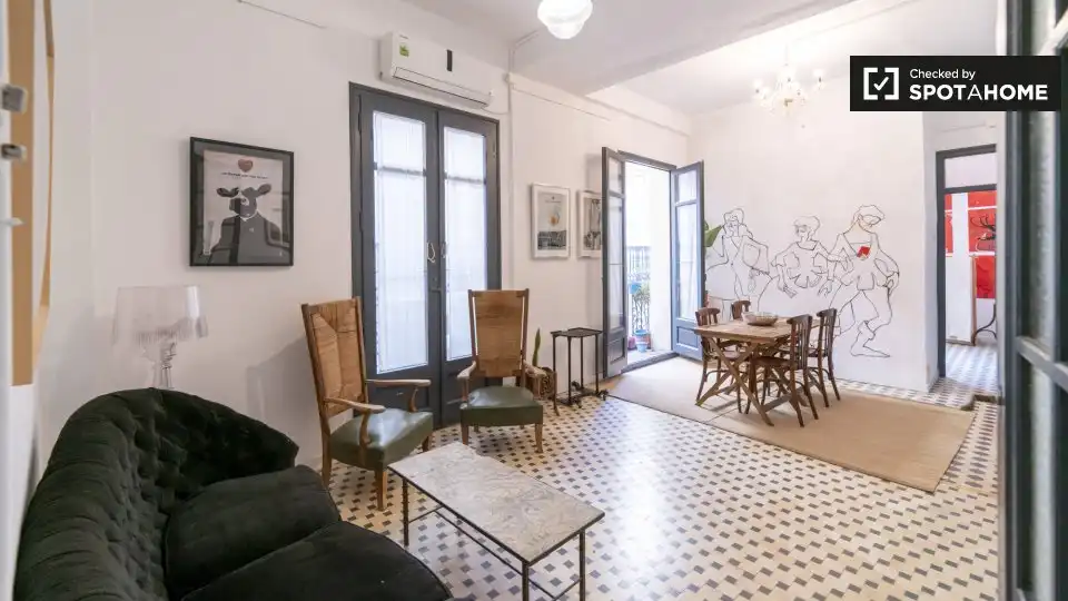 Flat with terrace to rent in Ciutat Vella, imagen 7
