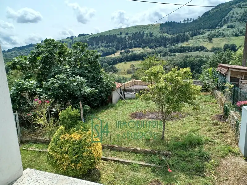 Einfamilien-Reihenhaus zum Verkauf in Oviedo  mit Privatgarten, Möbliert und Ofen