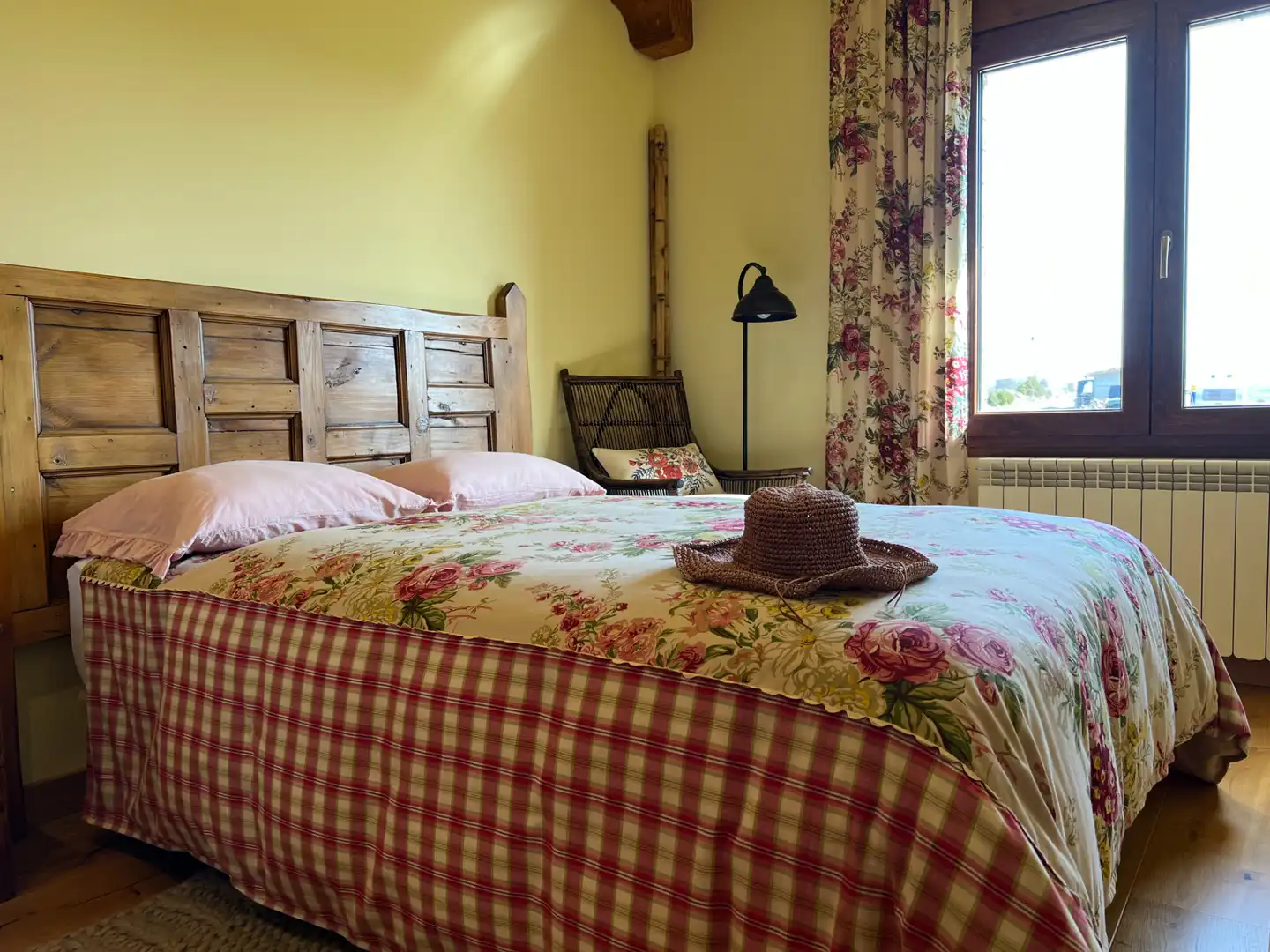 Habitación de Casa o chalet en venta en Jaca con Calefacción, Trastero y Balcón
