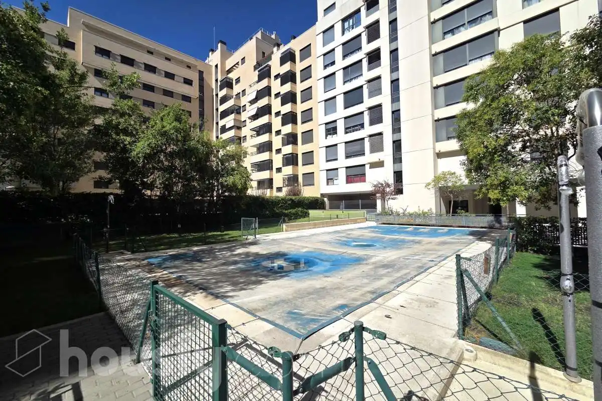 Study for rent in Madrid, Madrid