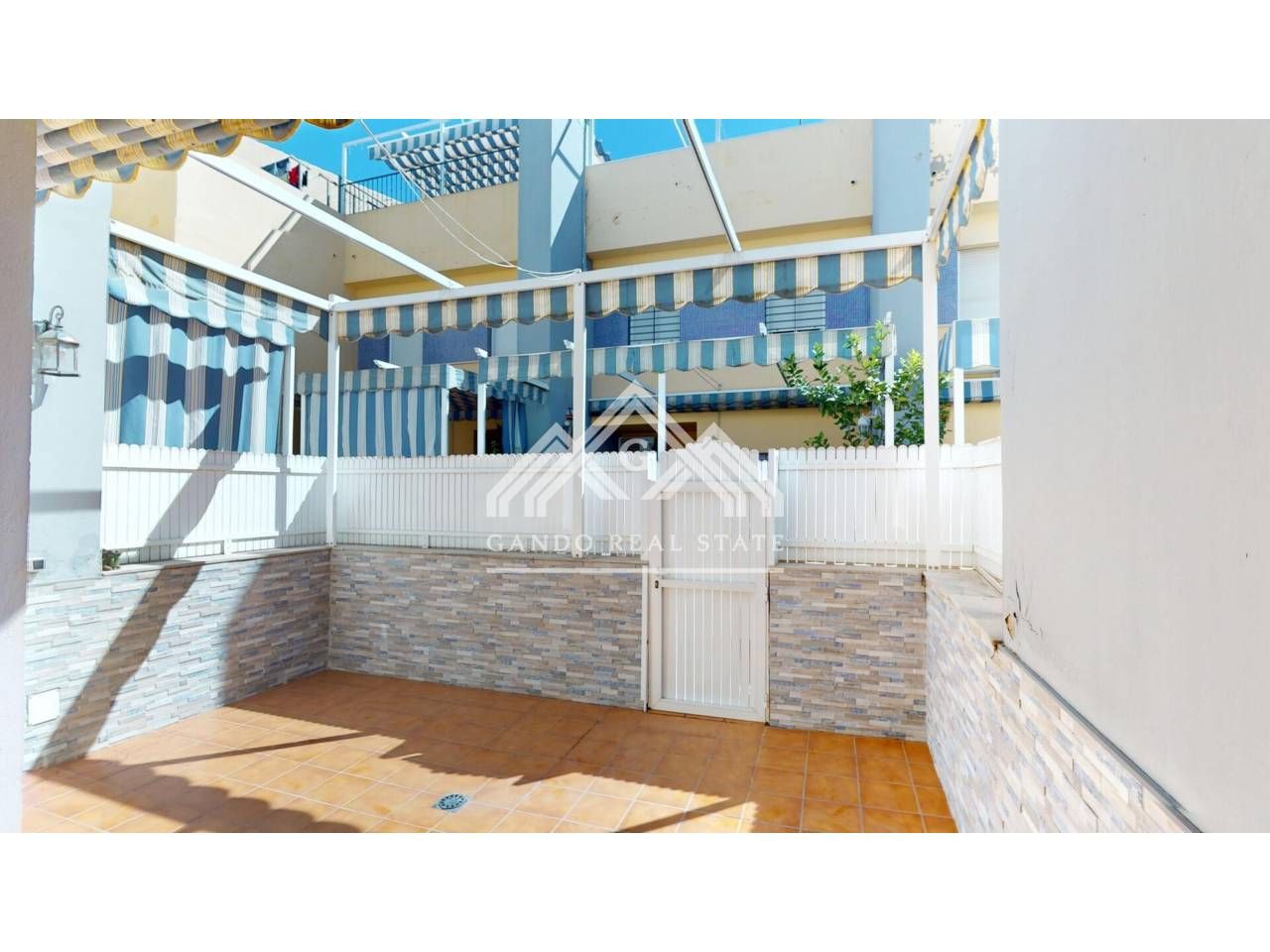 Garden of Duplex for sale in Dos Hermanas  with Air Conditioner and Terrace