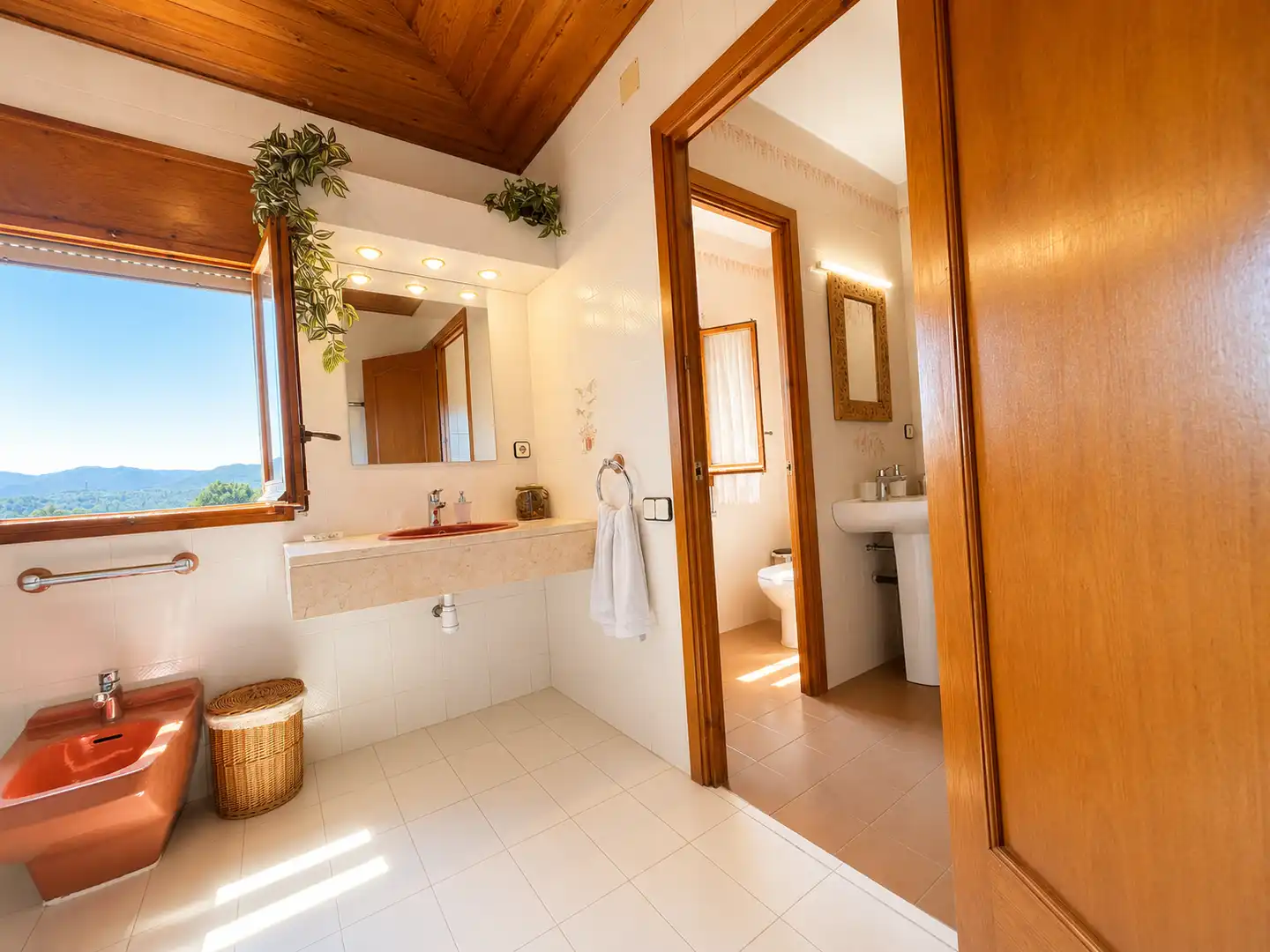 Baño de Piso en venta en Tavèrnoles con Calefacción