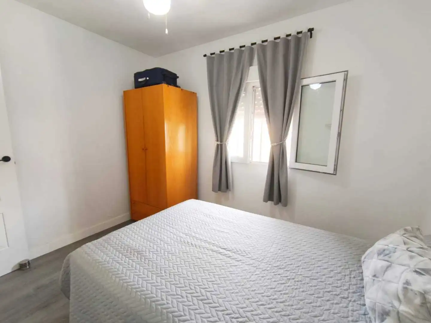 Bedroom of Detached homes for sale in Tavernes de la Valldigna  with Air Conditioner, Terrace and Swimming Pool