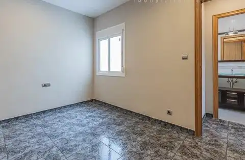 Pis en venda en Cornellà de Llobregat amb Aire condicionat, Forn i Balcó