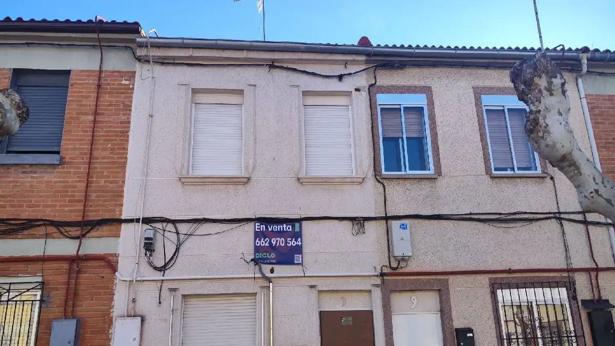 Casa o xalet en venda a Plaza Maestrazgo, Barrio España