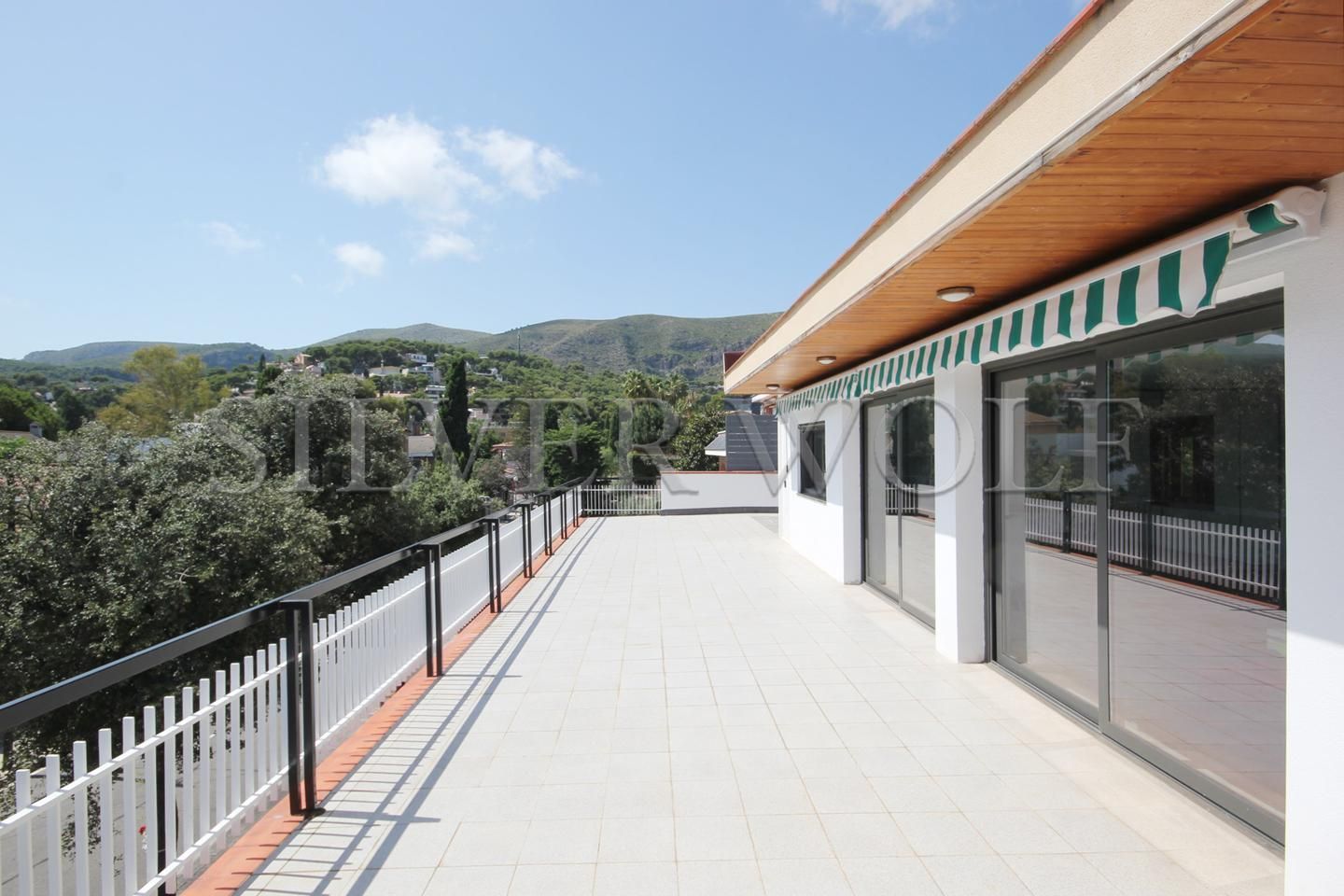 Terrassa de Pis en venda en Castelldefels amb Aire condicionat, Parquet i Terrassa