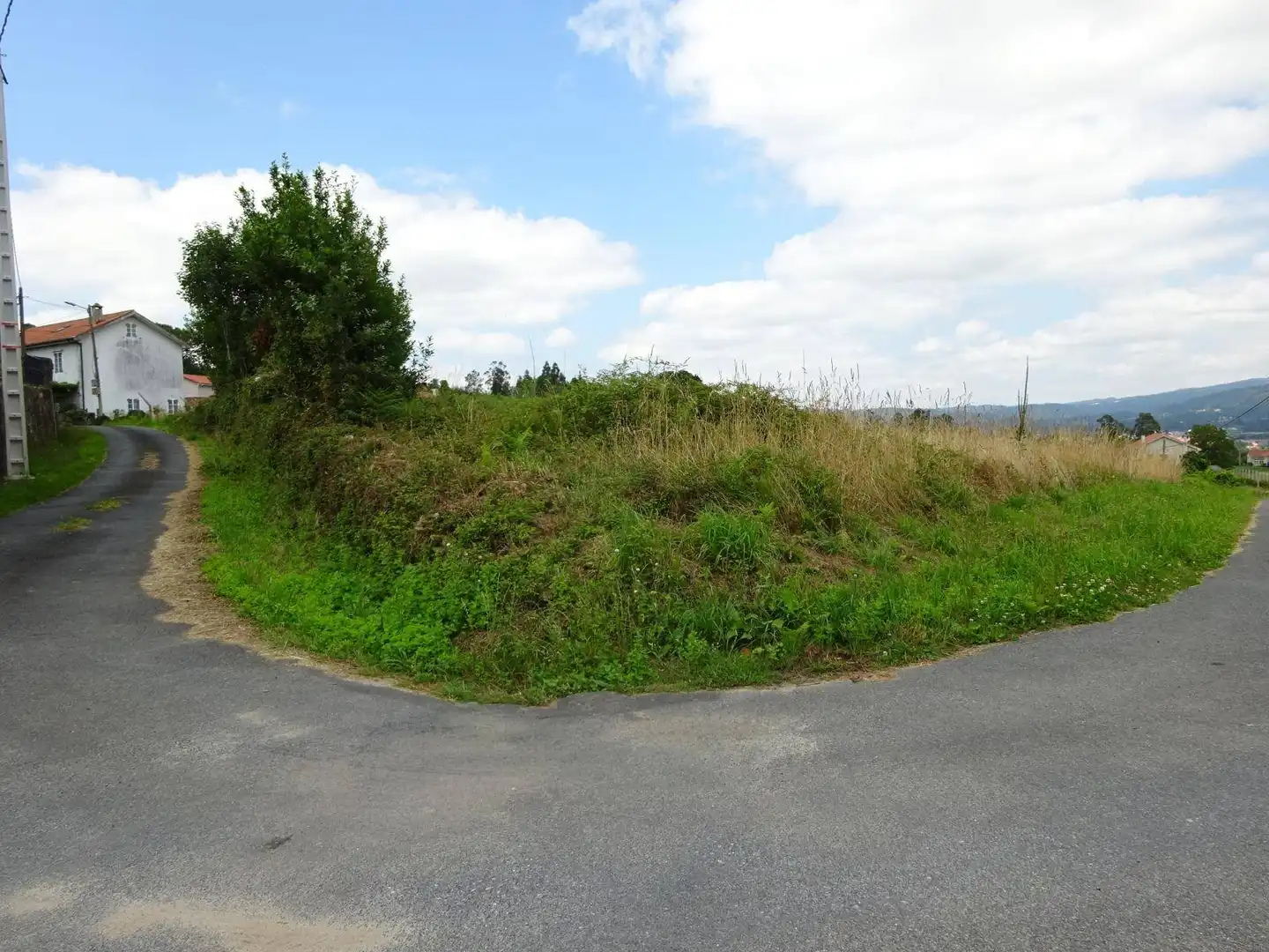 Lands and plots for sale in Brión