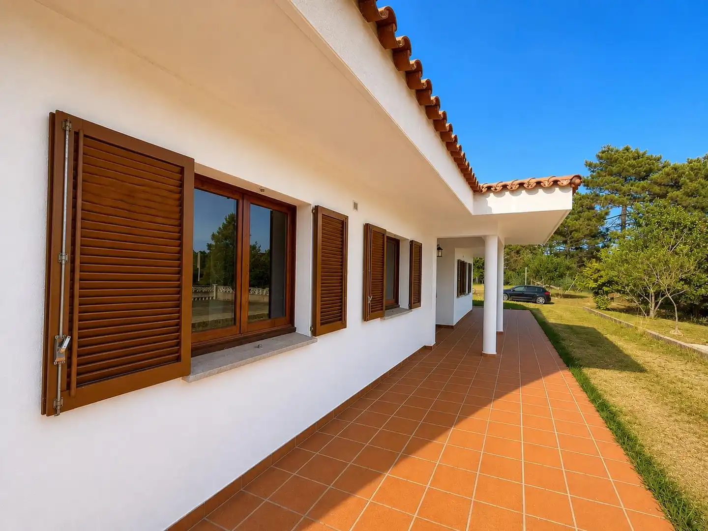 Vista exterior de Casa o xalet en venda en Llambilles amb Calefacció, Jardí privat i Piscina