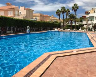 Piscina de Apartament en venda en San Bartolomé de Tirajana amb Aire condicionat, Terrassa i Balcó