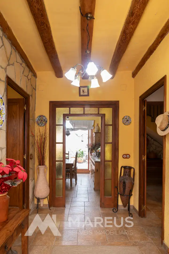 Casa adosada en venta en Torrelavit con Calefacción
