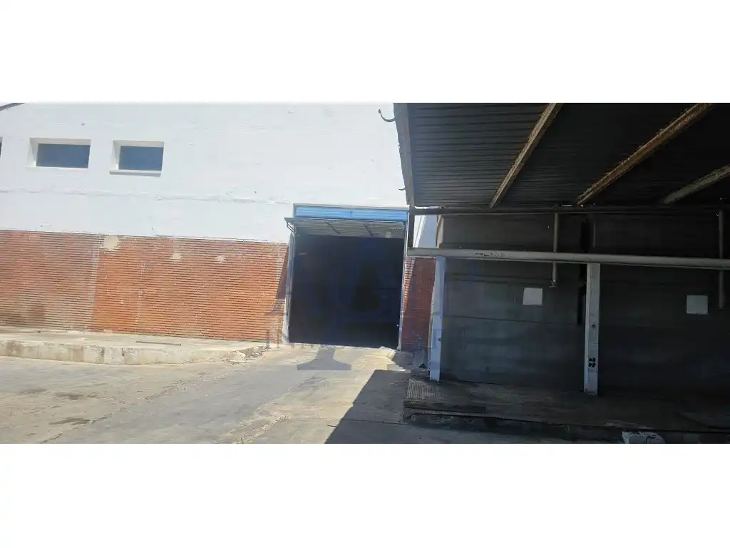 Nave industrial de alquiler en Barberà del Vallès