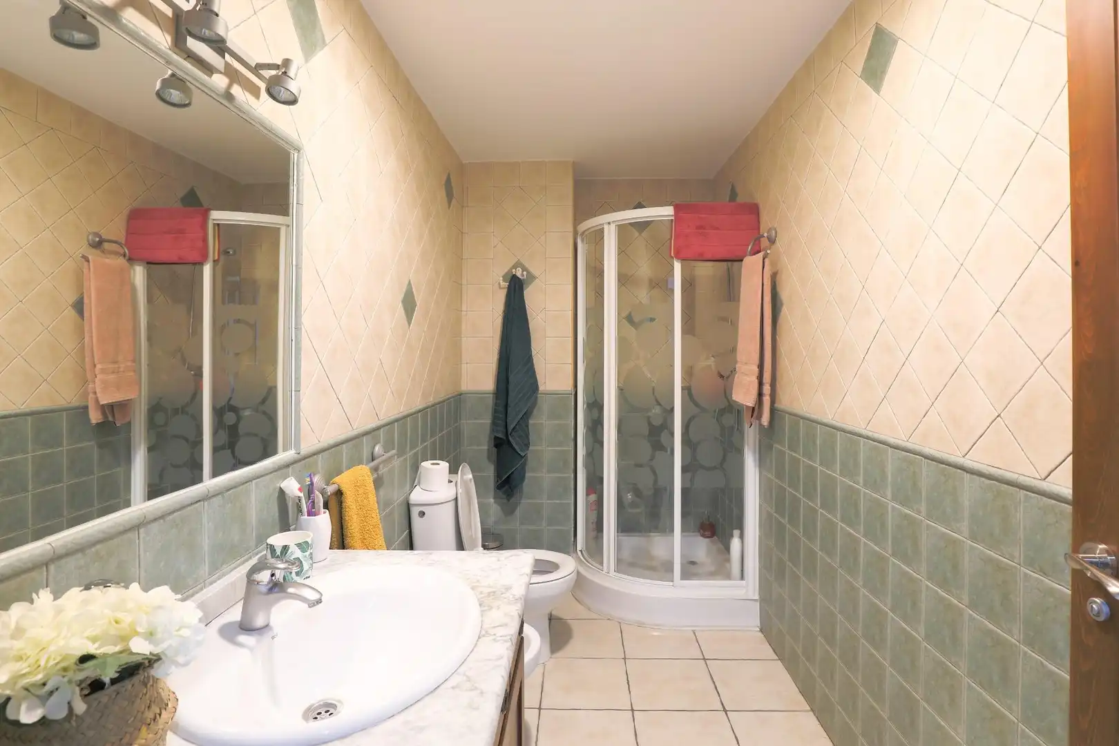 Badezimmer von Haus oder Chalet zum Verkauf in Padul mit Klimaanlage, Heizung und Privatgarten