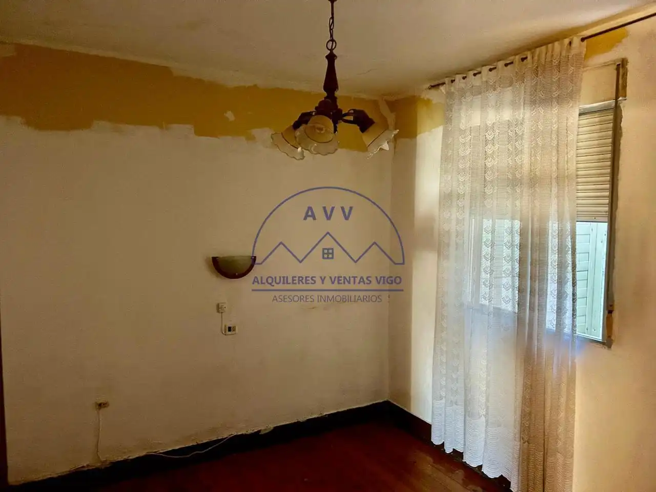 Sala de estar de Piso en venta en Vigo  con Calefacción y Balcón
