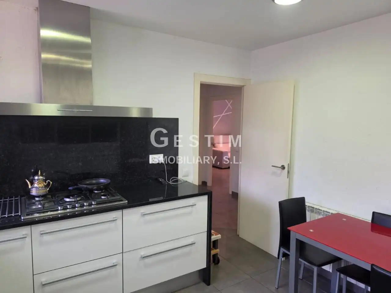Cocina de Piso en venta en Vic con Calefacción, Trastero y Balcón