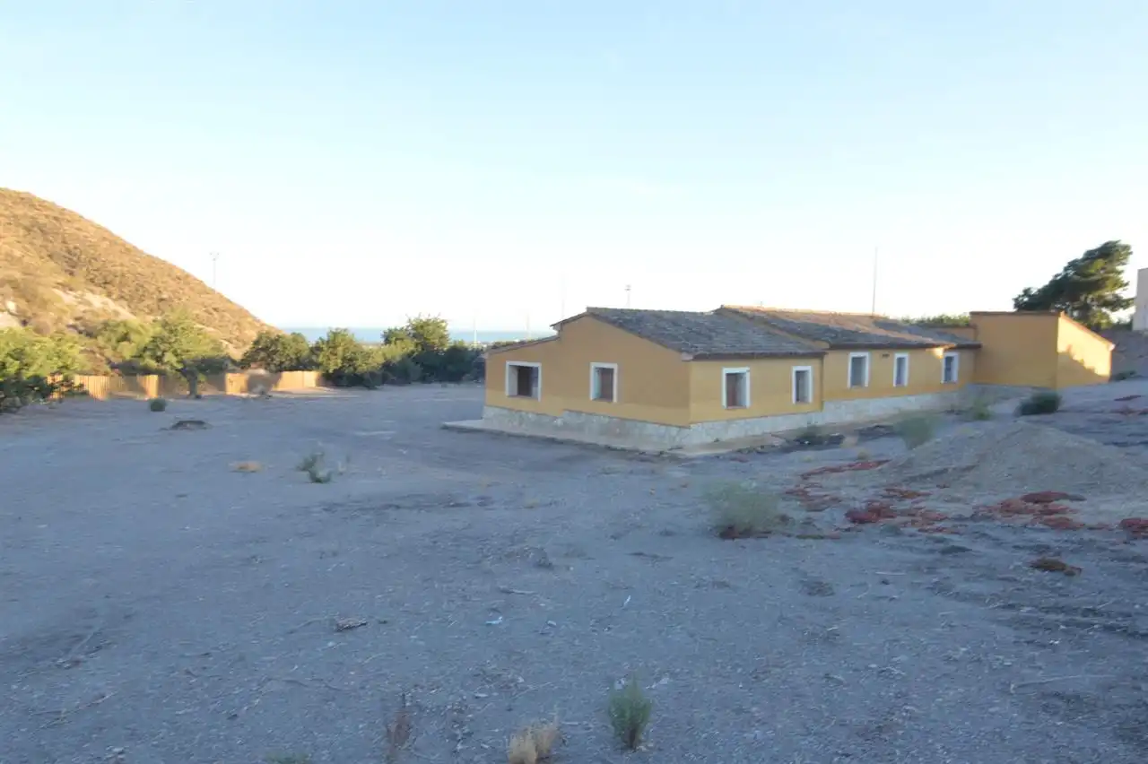 Vista exterior de Casa o xalet en venda en Águilas amb Traster