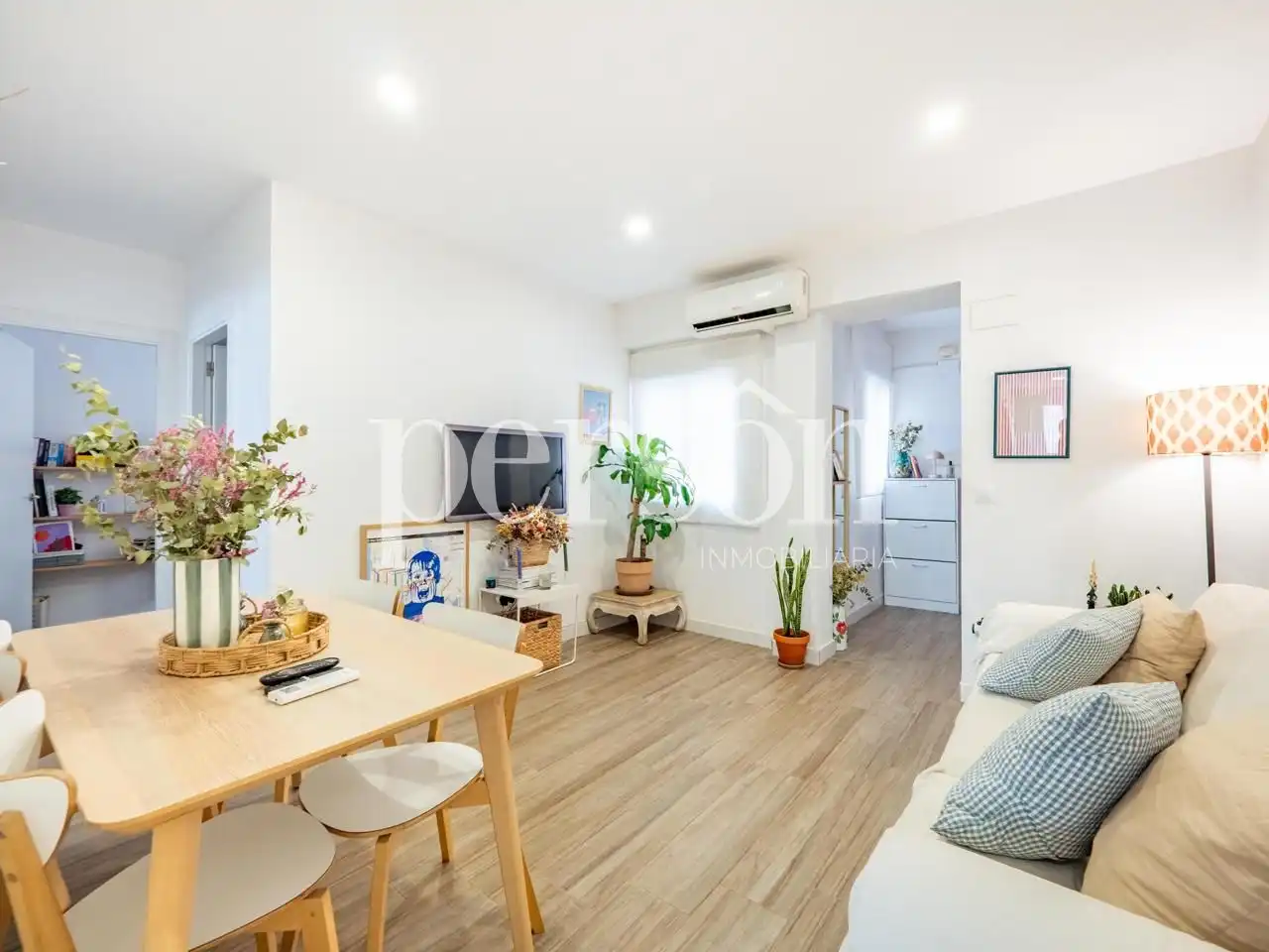 Sala de estar de Piso en venta en Valencia con Aire acondicionado, Calefacción y Amueblado