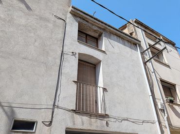 Casa con balcón en venta en calle Santa Teresa 5