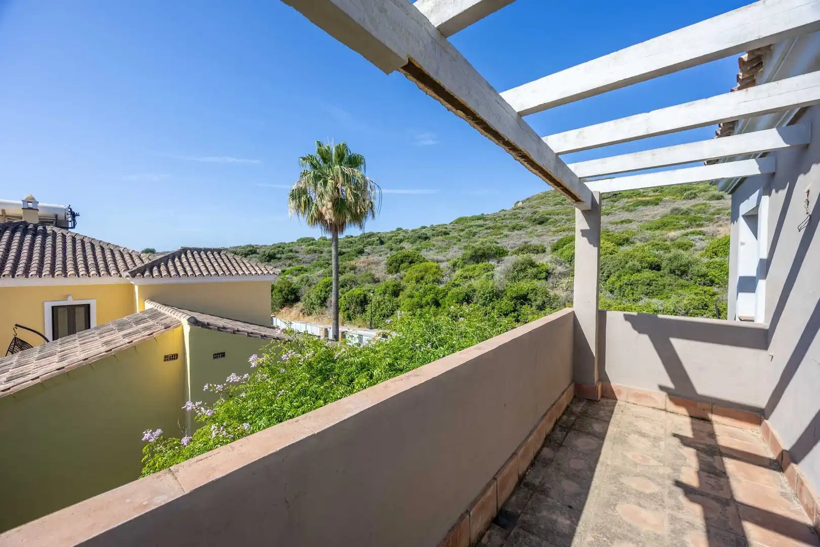 Terrassa de Casa o xalet en venda en Manilva amb Jardí privat, Terrassa i Traster