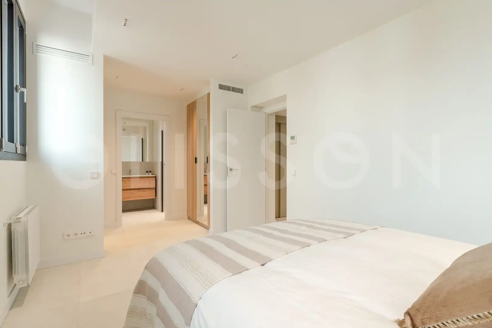 Bedroom of Houses for sale in Madrid  with Air Conditioner, Heating and Private garden