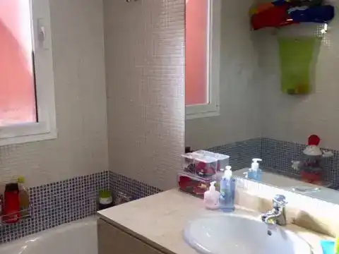 Bany de Pis en venda en Ciudad Real Capital amb Aire condicionat, Piscina i Balcó
