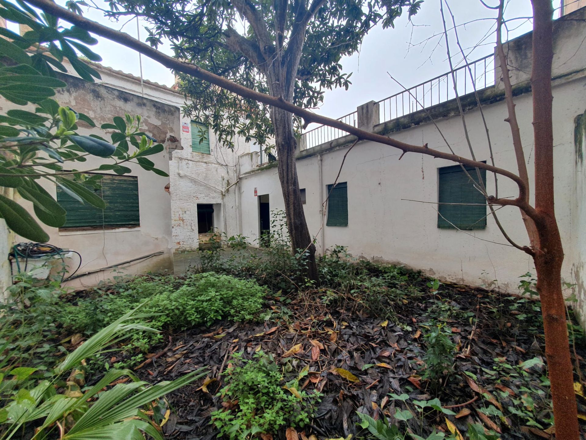 Vista exterior de Casa adosada en venda en Cunit