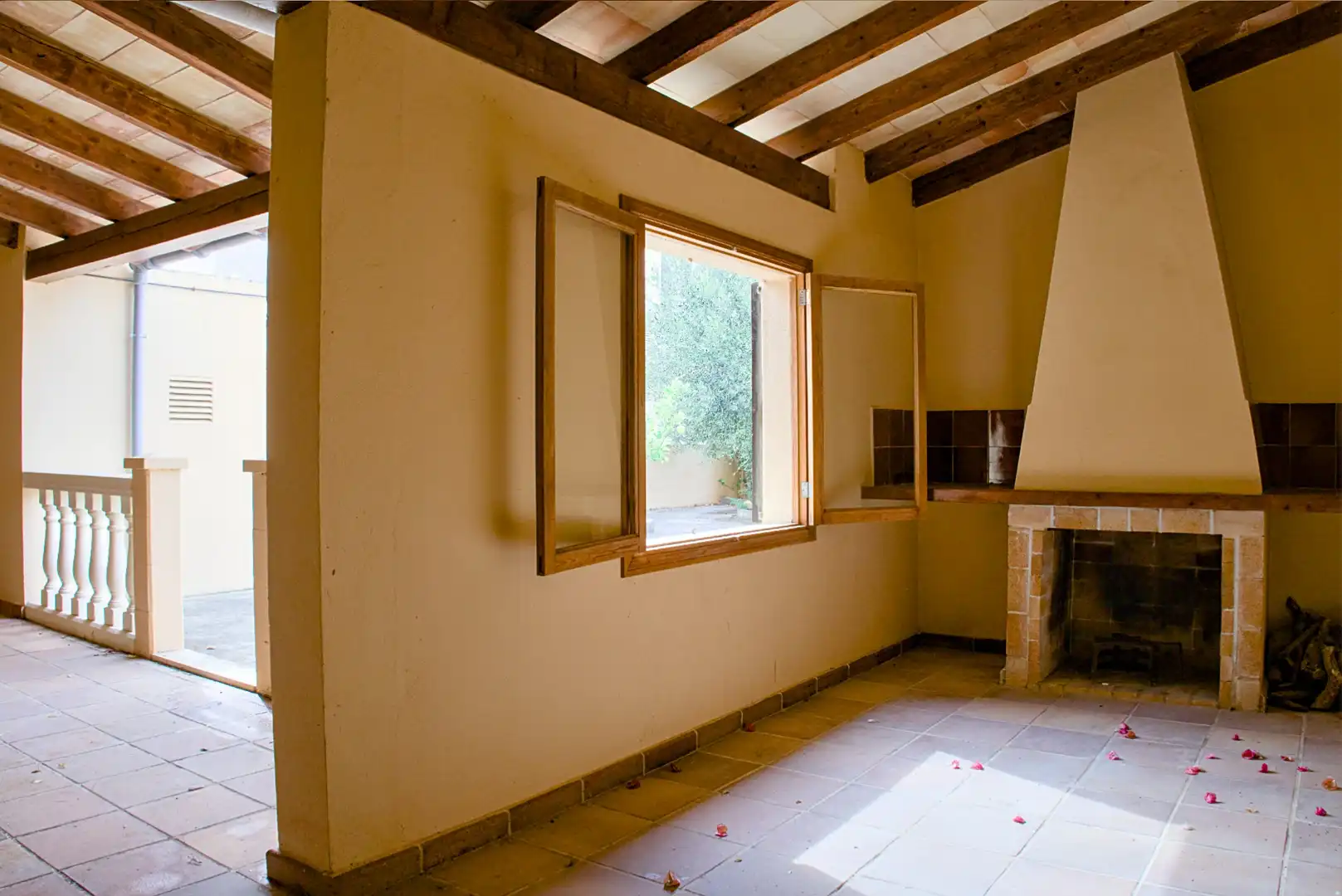 Casa aparellada amb terrassa en venda a Carrer dels Sestadors, imagen 25