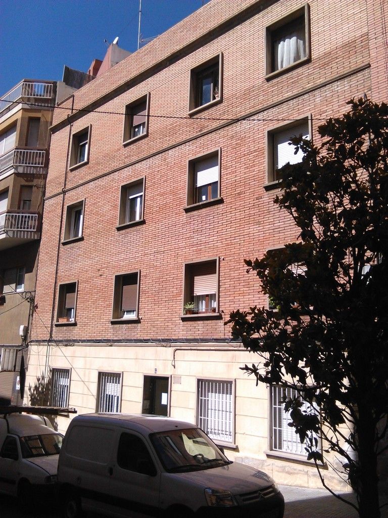 Vista exterior de Apartament en venda en Cornellà de Llobregat