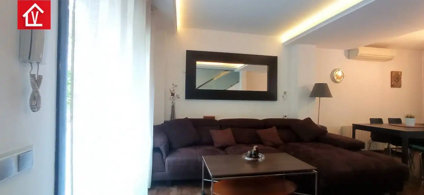 Sala de estar de Casa o chalet en venta en Barberà del Vallès con Aire acondicionado, Calefacción y Terraza