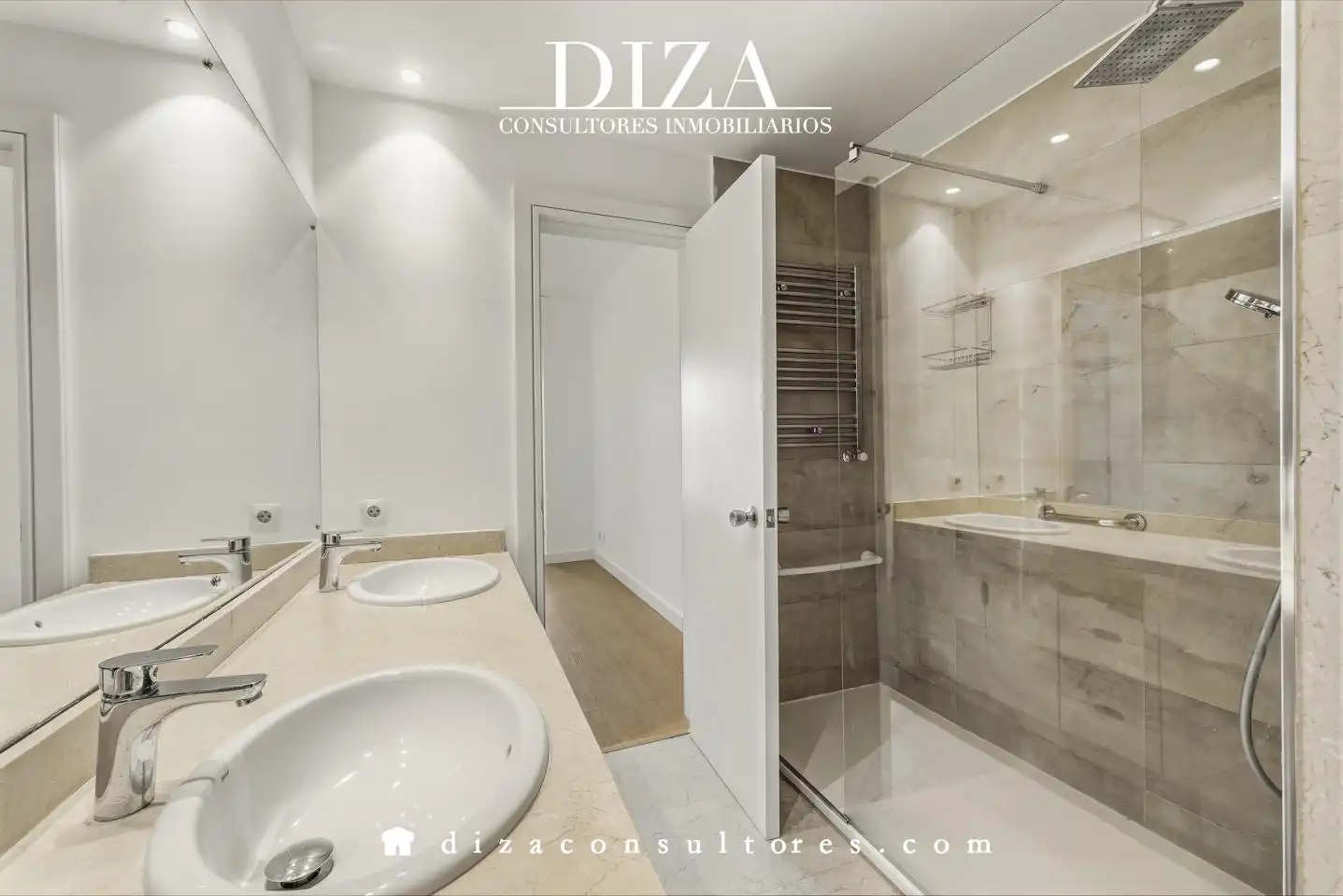 Bathroom of Flat for rent in Chamartín