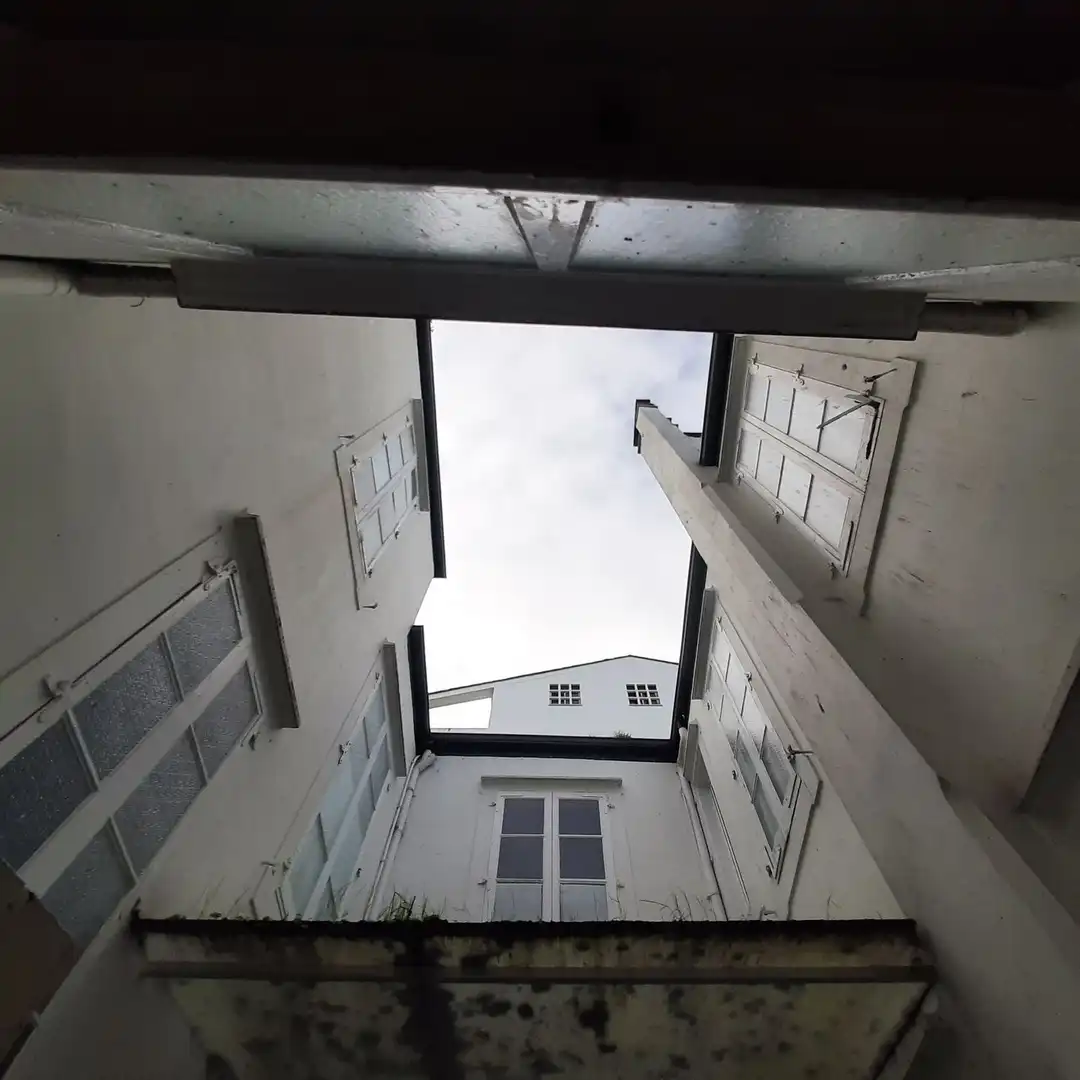 Vista exterior de Pis en venda en Viveiro amb Terrassa
