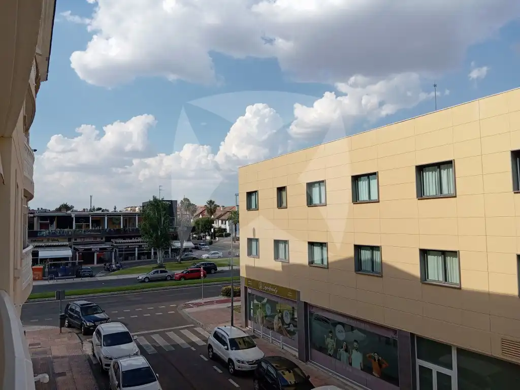 Vista exterior de Piso de alquiler en Badajoz con Aire acondicionado, Terraza y Amueblado