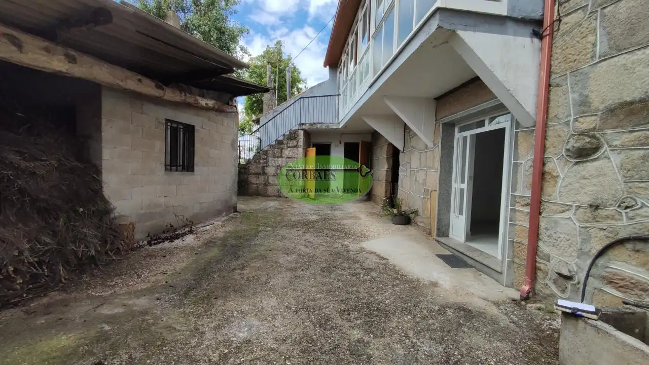 Vista exterior de Casa o chalet en venta en Sarreaus con Jardín privado
