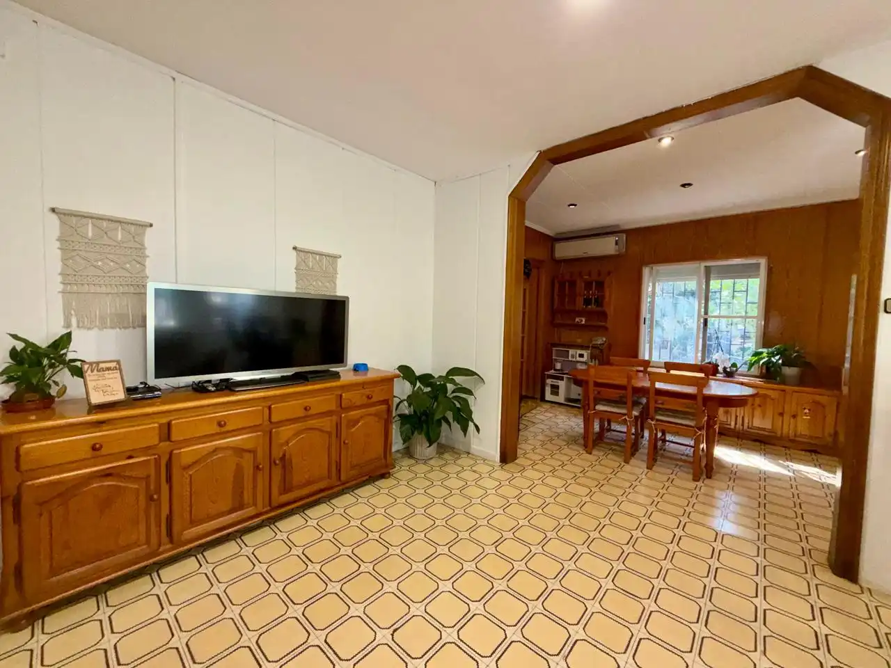 Living room of Houses for sale in Montcada i Reixac  with Air Conditioner, Heating and Private garden