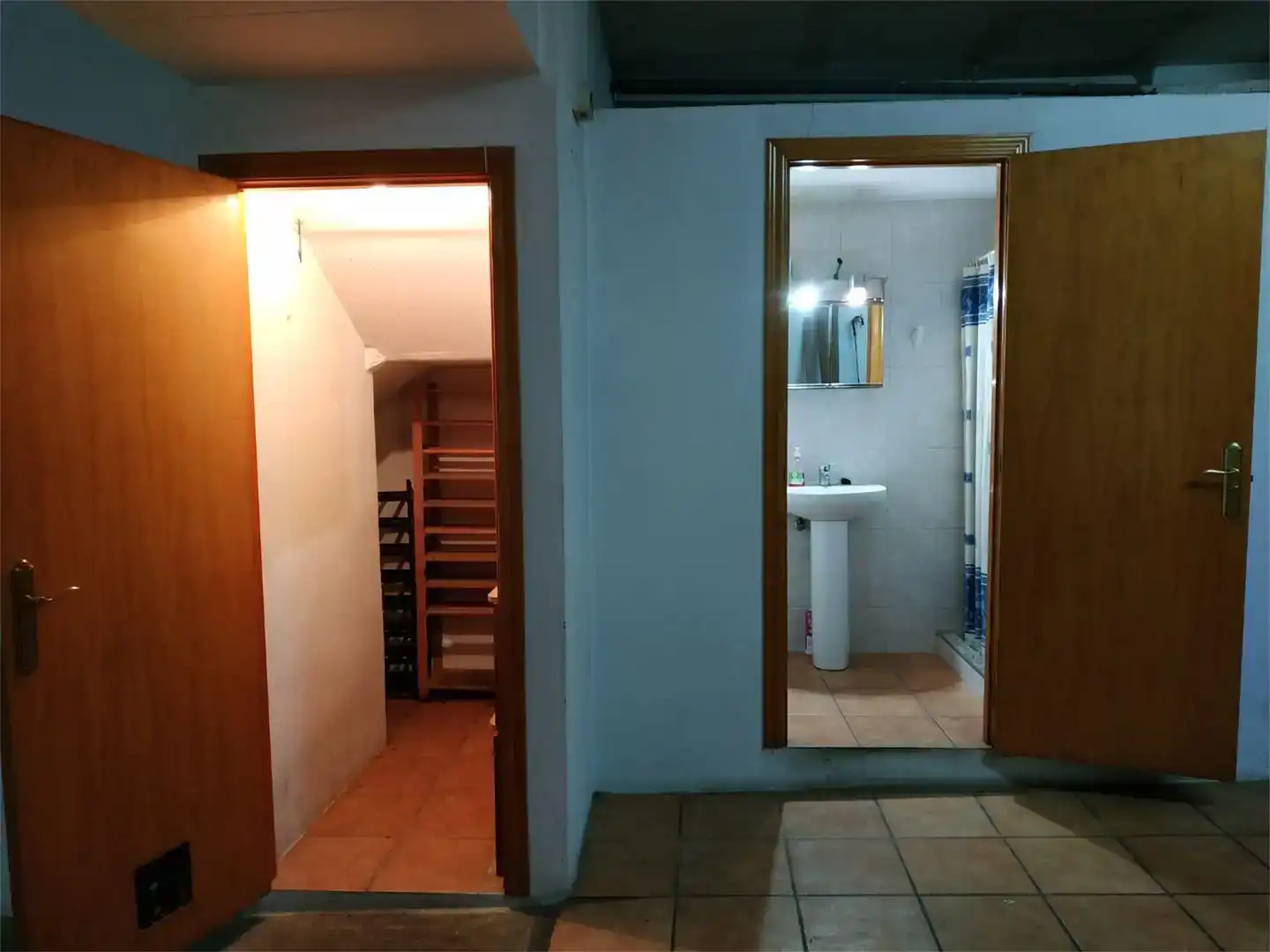 Casa adosada en venta en Calanda con Amueblado y Balcón