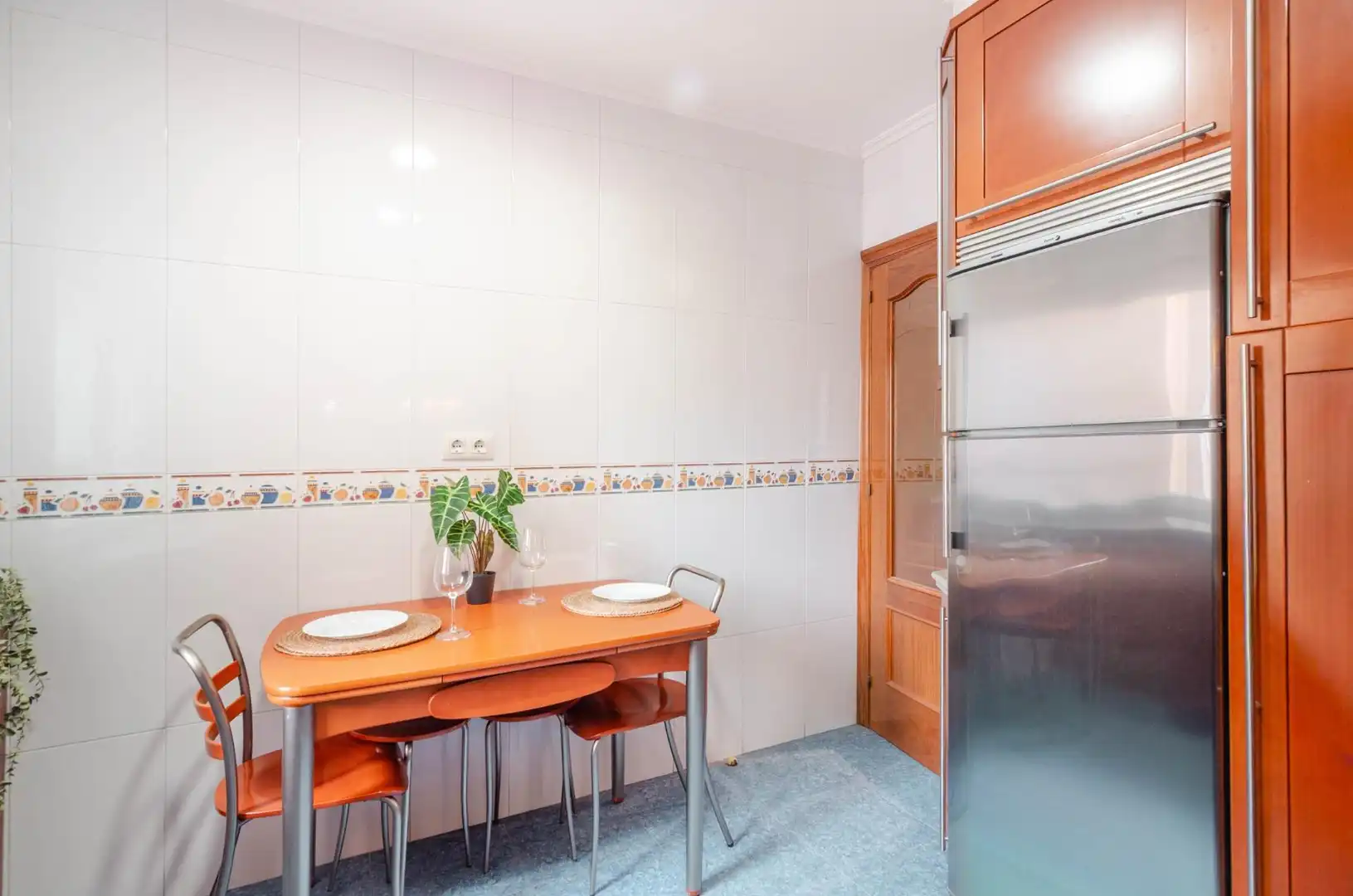 Cuina de Pis en venda en Oviedo  amb Calefacció