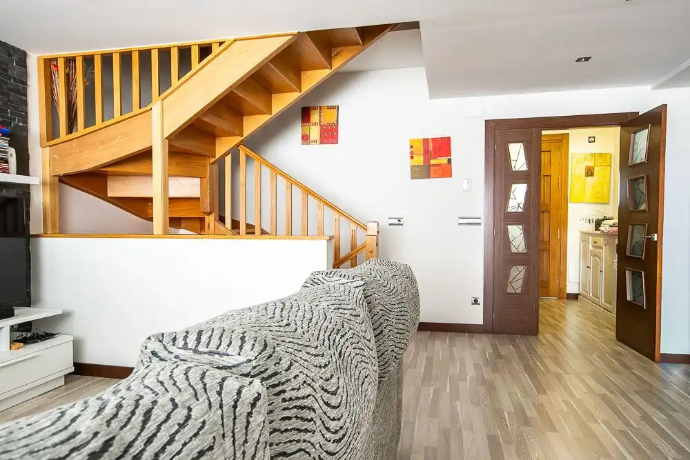 Casa adosada en venta en Irurtzun con Aire acondicionado, Calefacción y Trastero