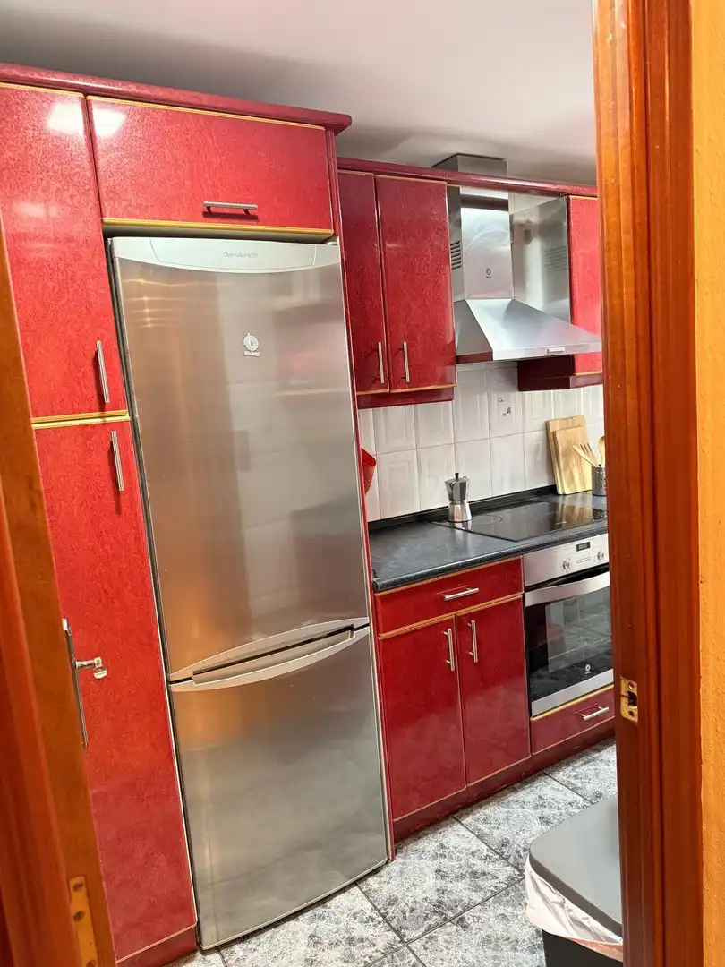 Cuina de Pis en venda en Zaragoza amb Calefacció, Terrassa i Moblat