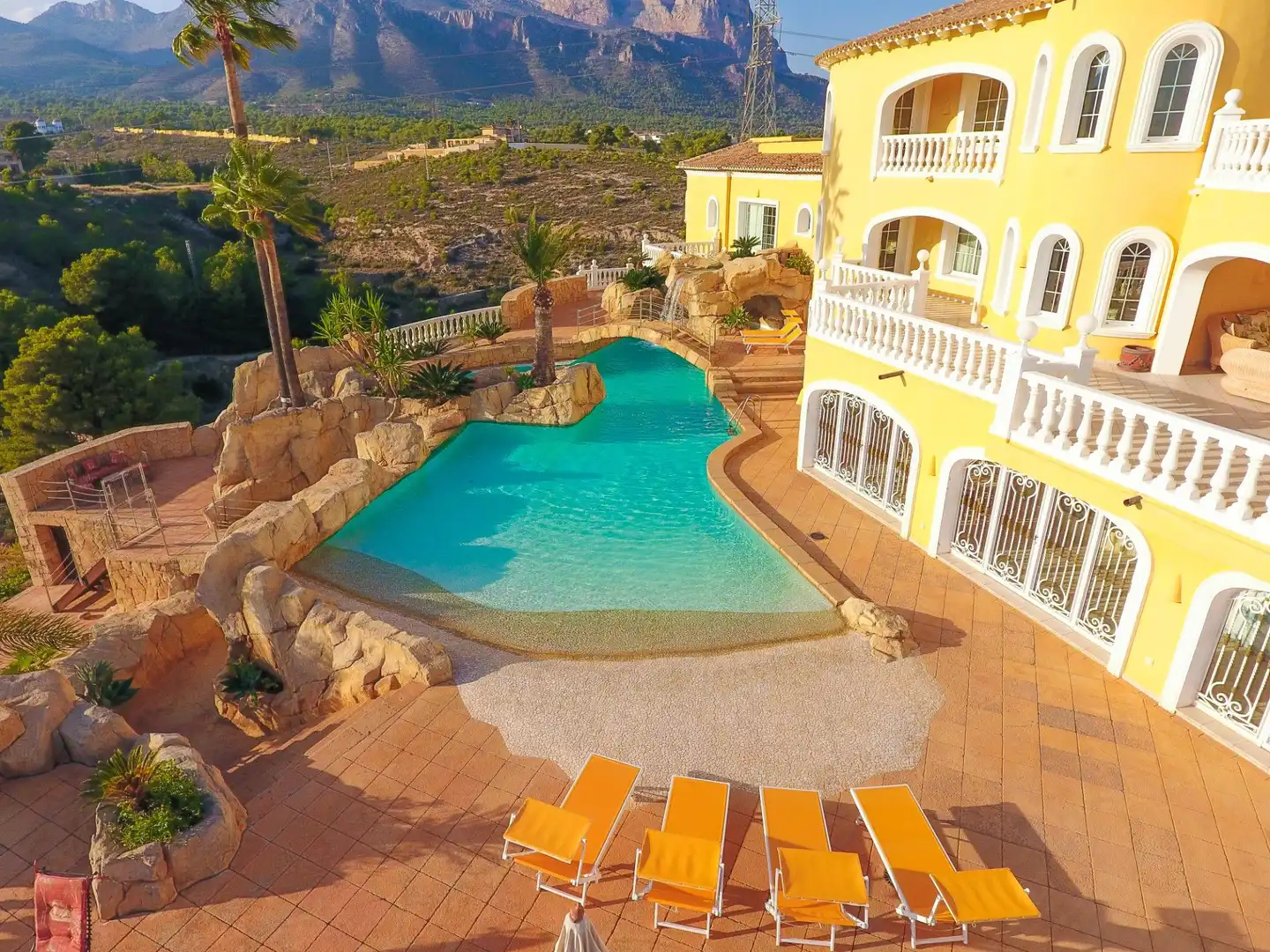 Piscina de Casa o xalet en venda en La Nucia amb Aire condicionat, Calefacció i Jardí privat