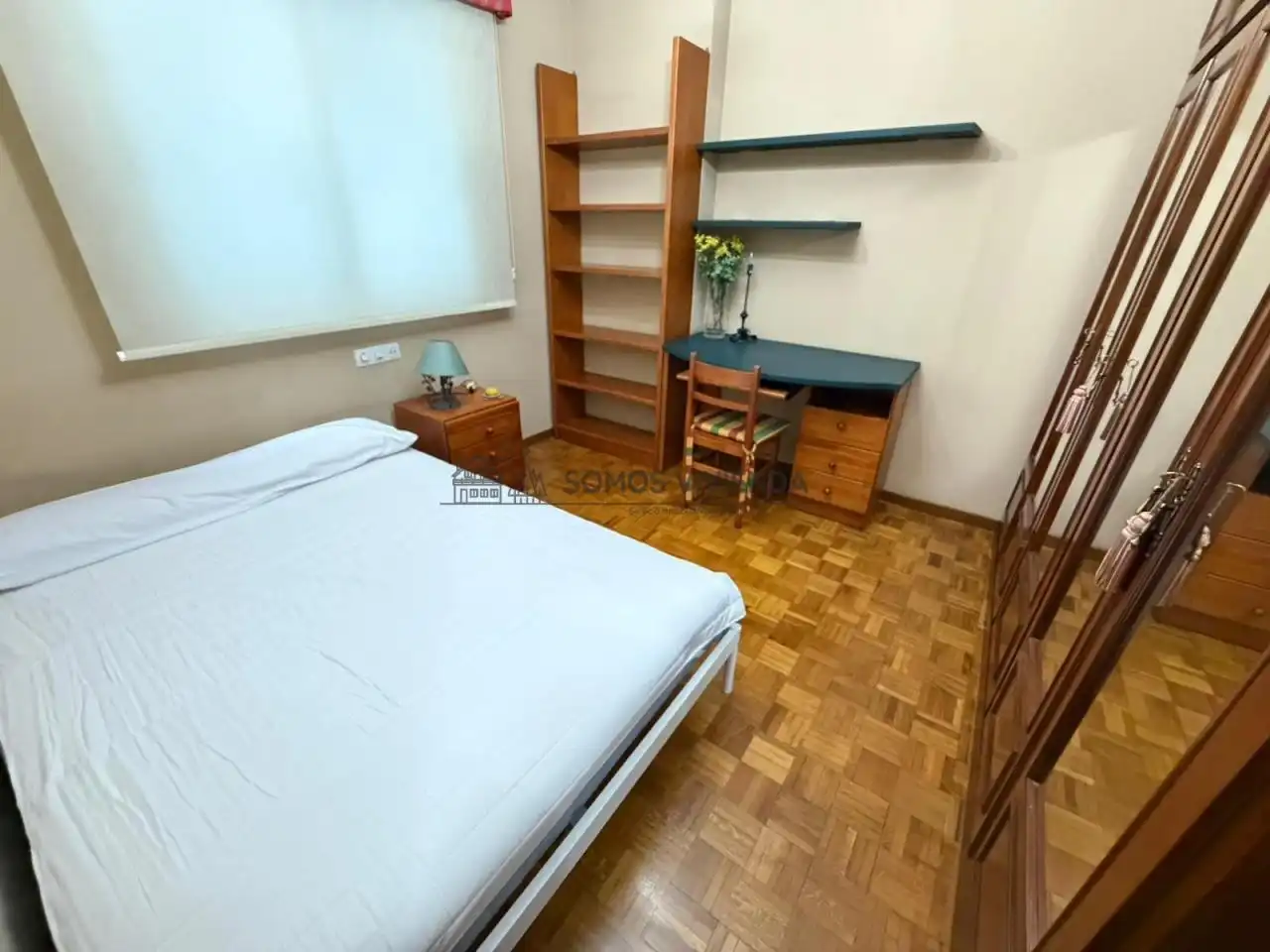 Habitación de Piso de alquiler en Ourense Capital  con Calefacción y Amueblado
